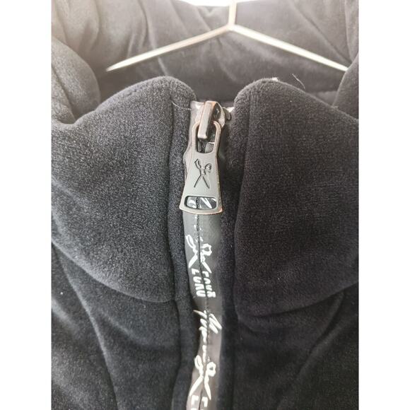 Marc Ecko Cut & Sew Black Quilted Puffer Vest Men’s Small S Zip Up Logo Pockets - Picture 13 of 16